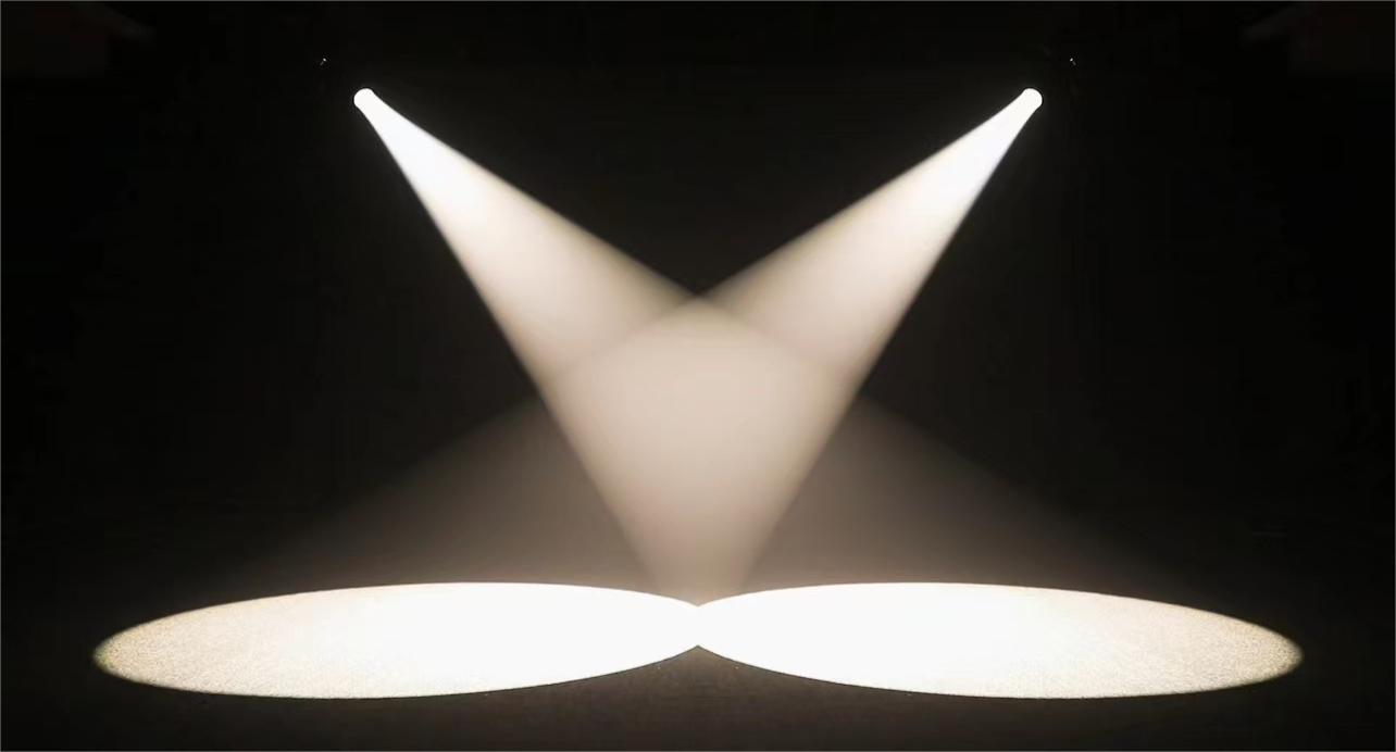 200W LEKO THEATRE LIGHT